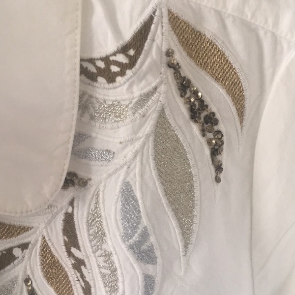 SOLD 🚫 Anthro New Bedford Button Down Top - SP - Picture 8 of 8